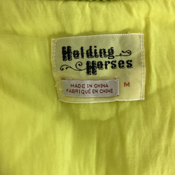Holding Horses Anthropologie Yellow Sleeveless Button Front Tunic Top M Rayon - Picture 6 of 7